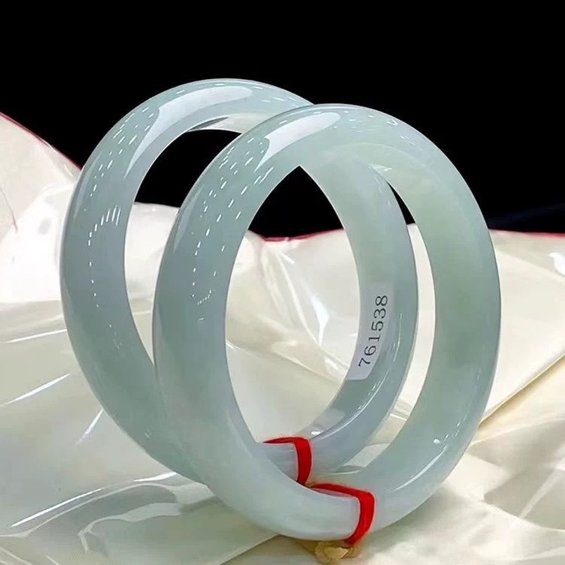 Old Mine Icy Burmese Bracelet, - Lighting review and price